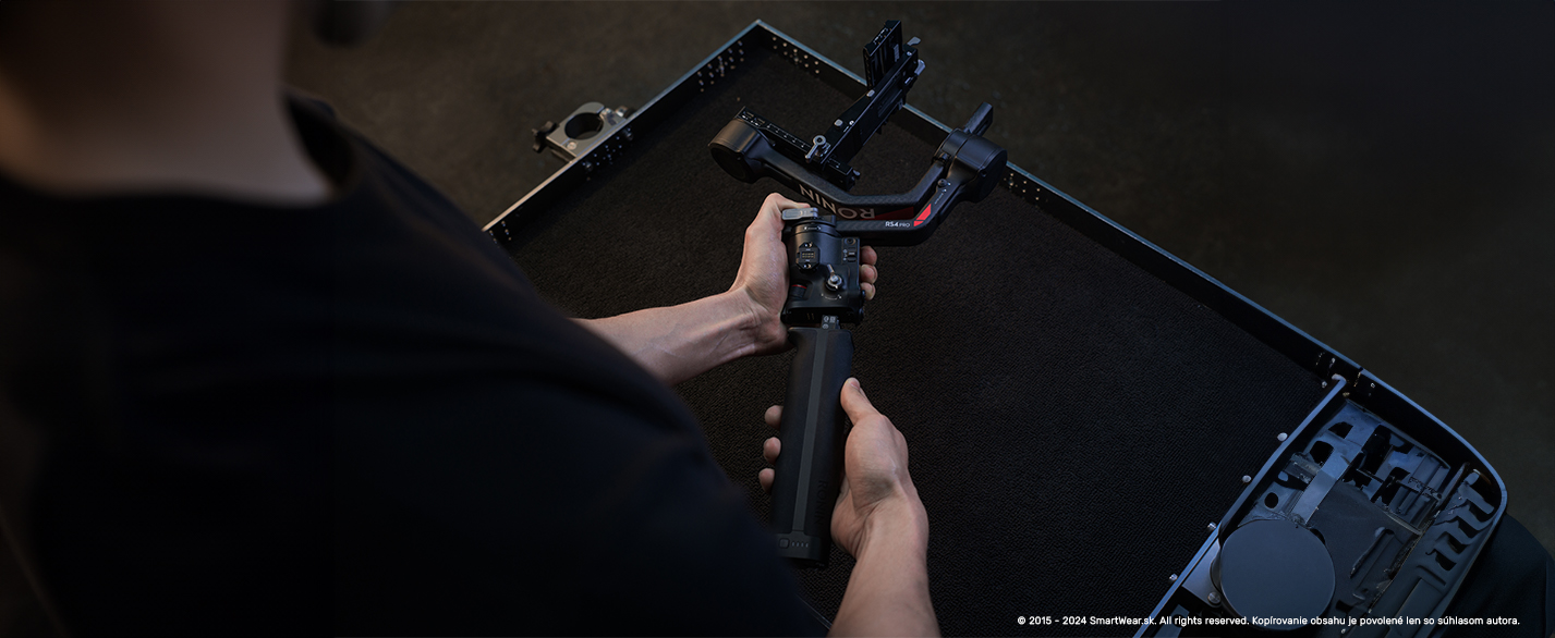 dji_rs_4_pro_smartwear_eshop-battery